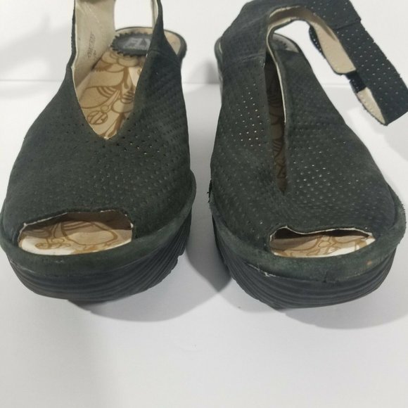 fly london wide width